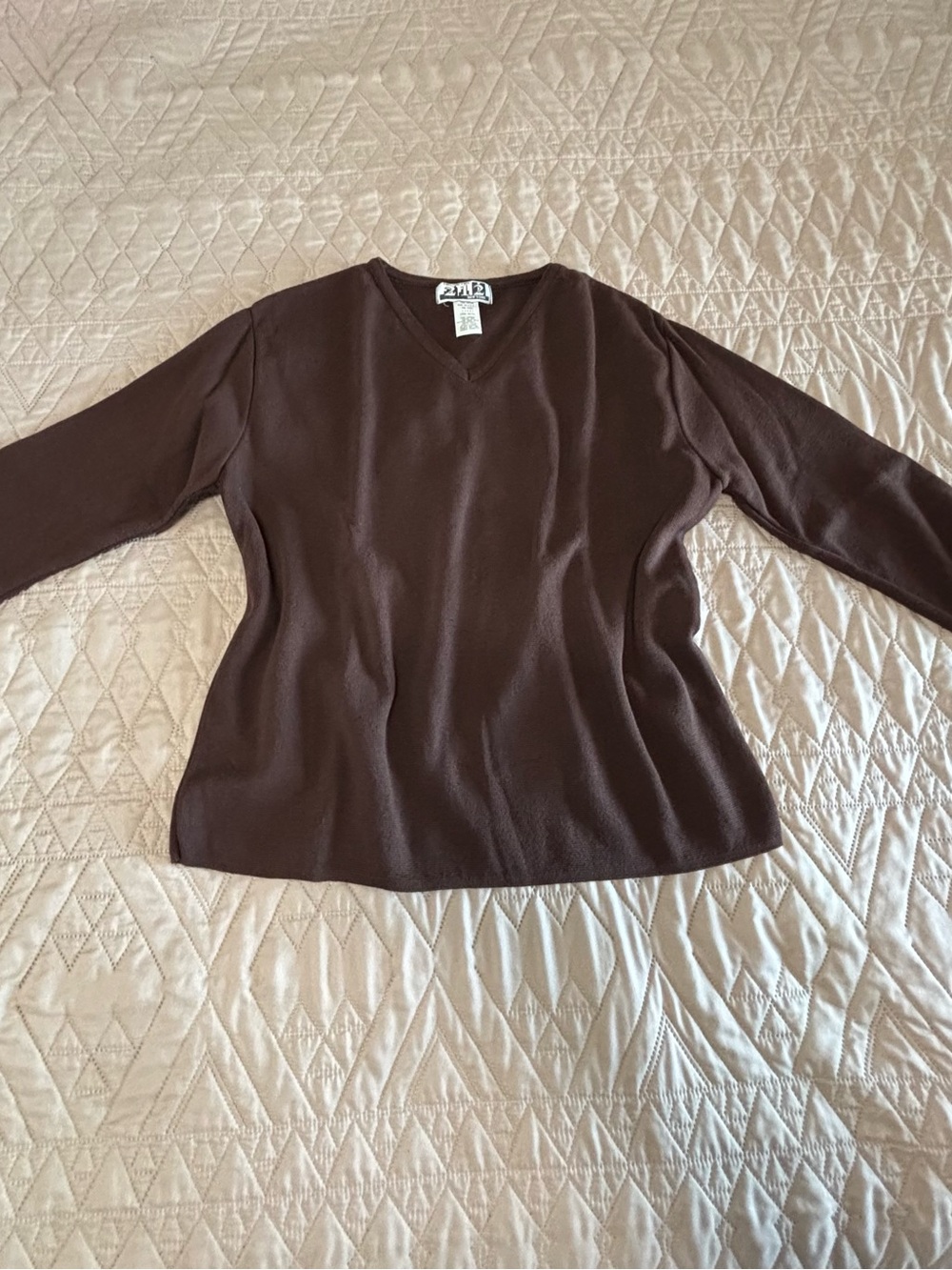 Women’s V-Neck Long Sleeve Top in Dark Brown